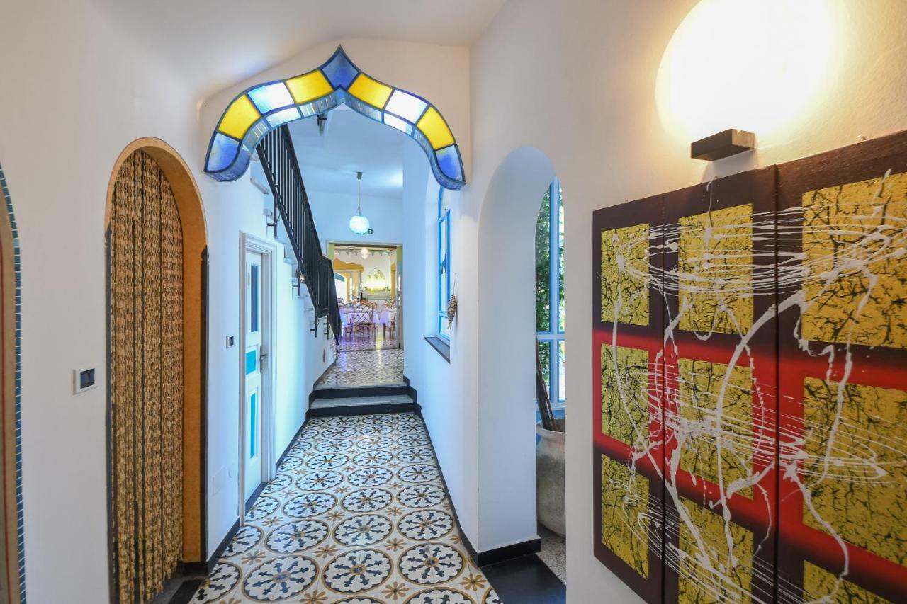 וואריגוטי Hotel Arabesque מראה חיצוני תמונה