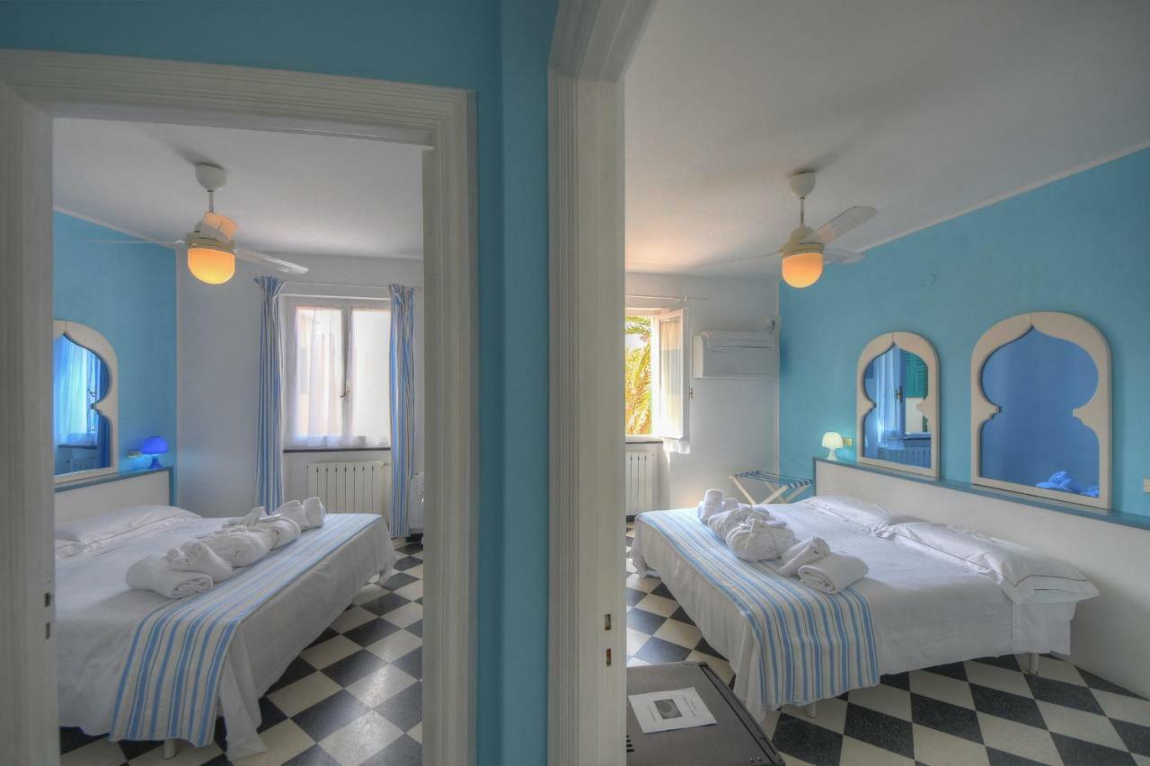וואריגוטי Hotel Arabesque מראה חיצוני תמונה